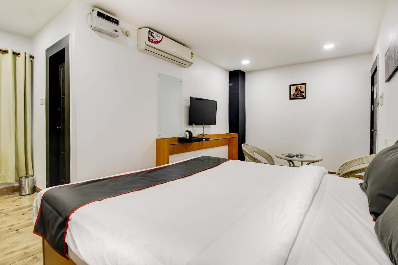 Oyo 2794 Hotel Plaza Inn グワーハーティー エクステリア 写真